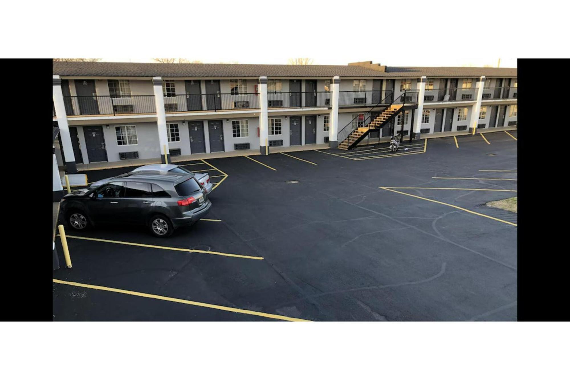 Deluxe Inn & Suites By Oyo Miami Ok Eksteriør bilde